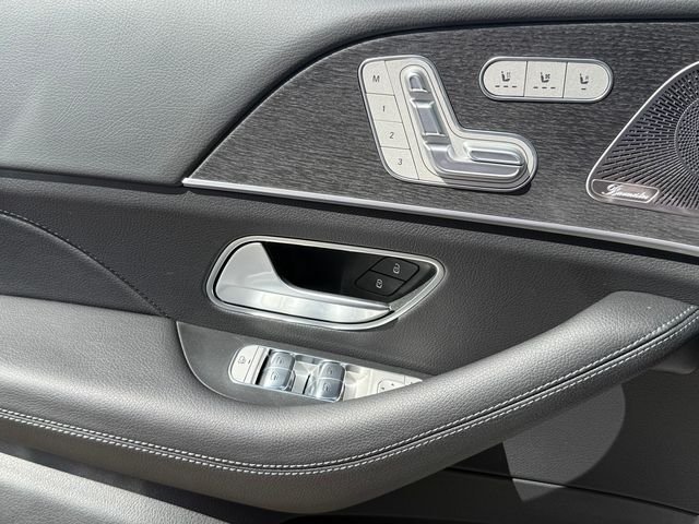 New 2026 Mercedes-Benz GLS 450 4MATIC image 19