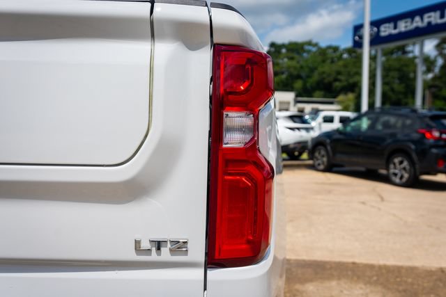 Used 2024 Chevrolet Silverado 1500 LTZ AWD/4WD image 17