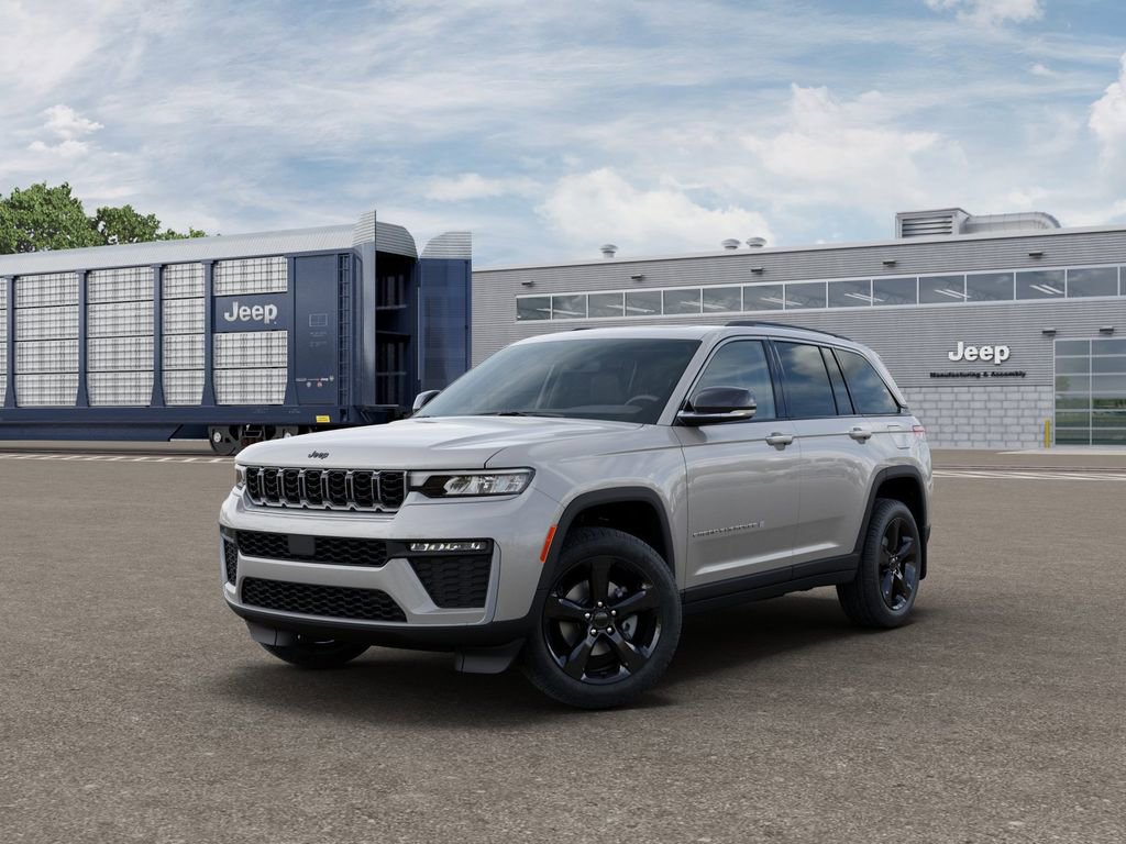 New 2026 Jeep Grand Cherokee Limited w/ Limited Altitude Package