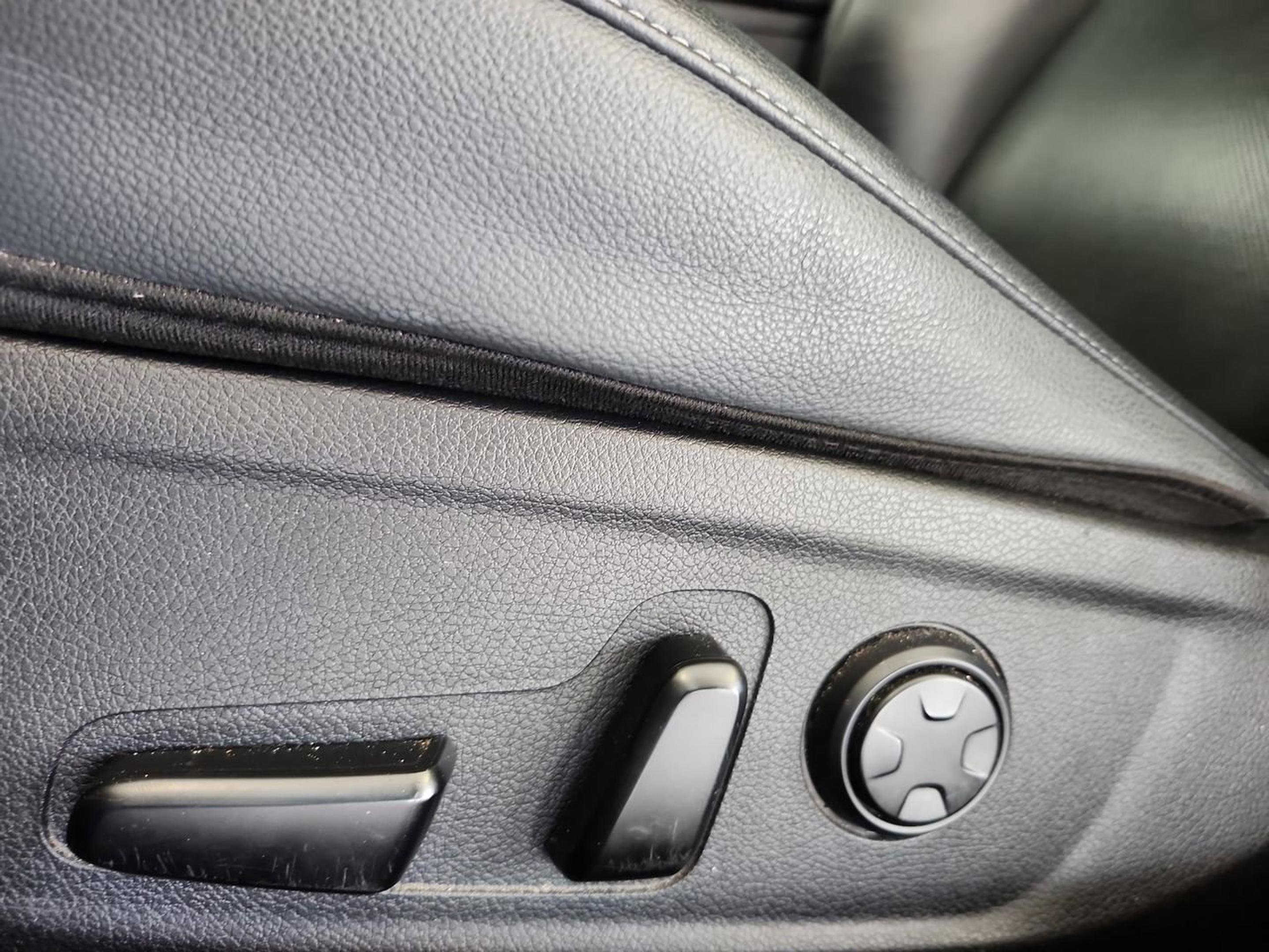 Used 2023 Kia Stinger GT-Line w/ Sun & Sound Package image 15