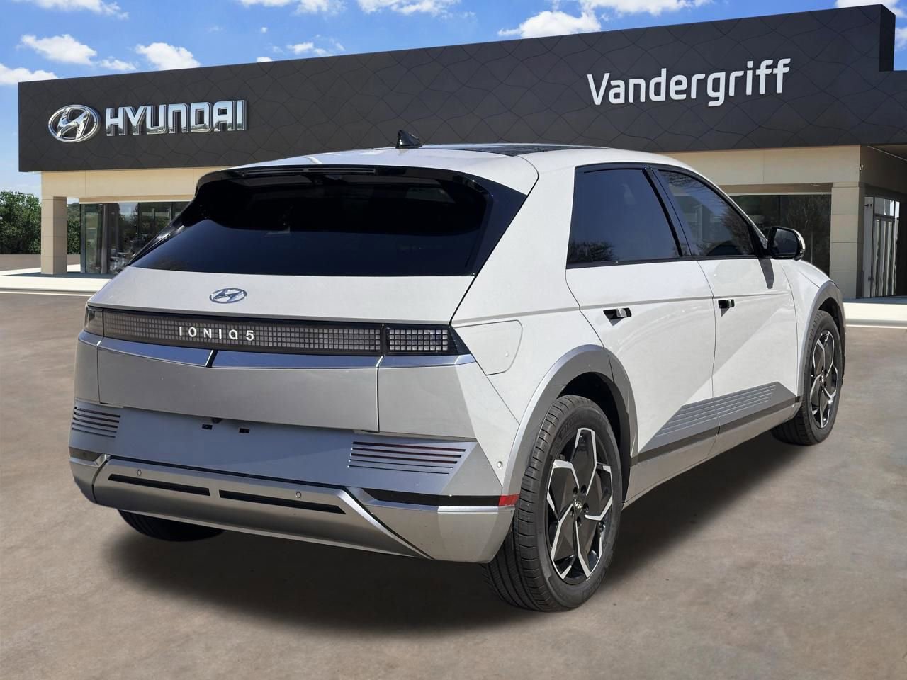 Used 2024 Hyundai Ioniq 5 Limited image 12