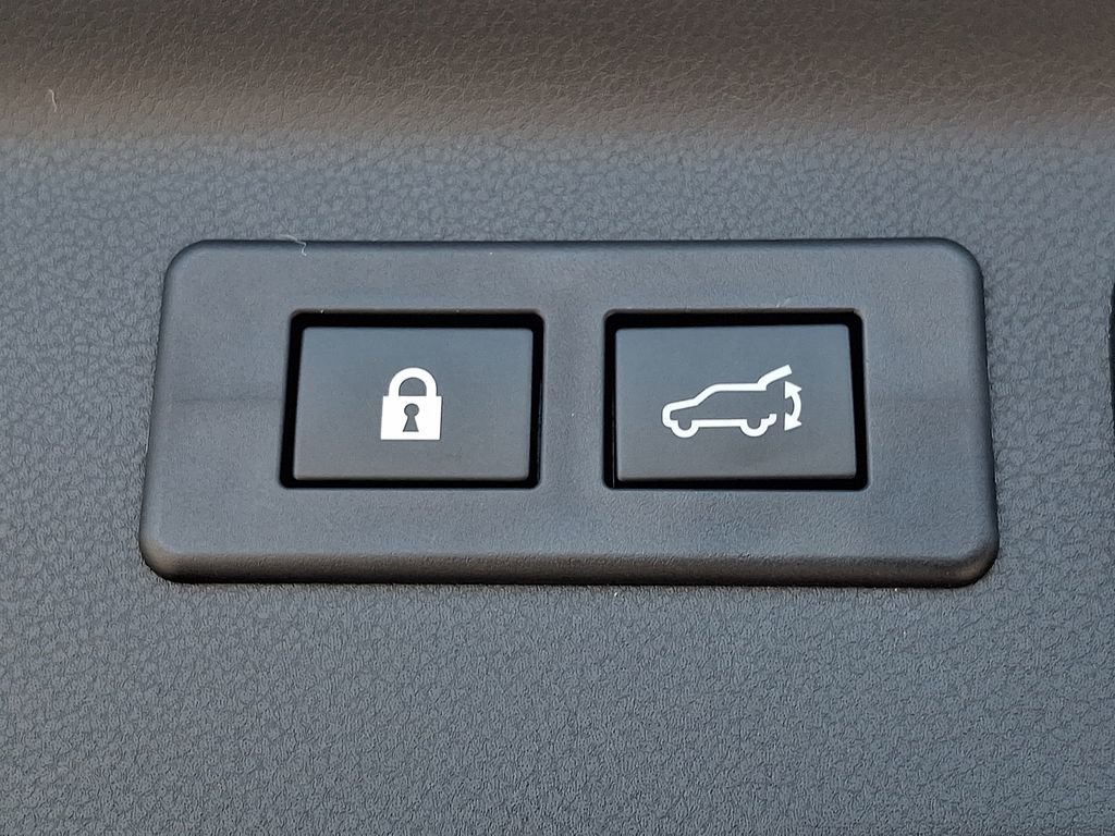 Used 2025 Subaru Forester Touring image 29