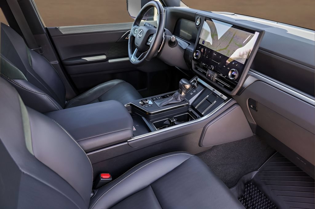 Used 2024 Lexus GX 550 AWD/4WD image 28