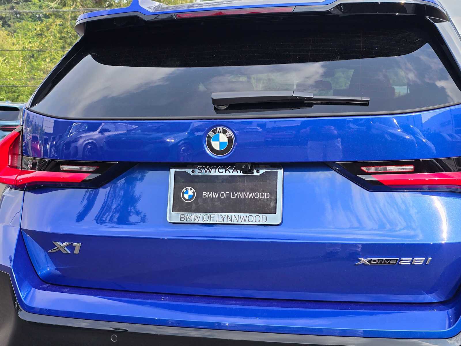 Used 2025 BMW X1 xDrive28i w/ Premium Package image 15