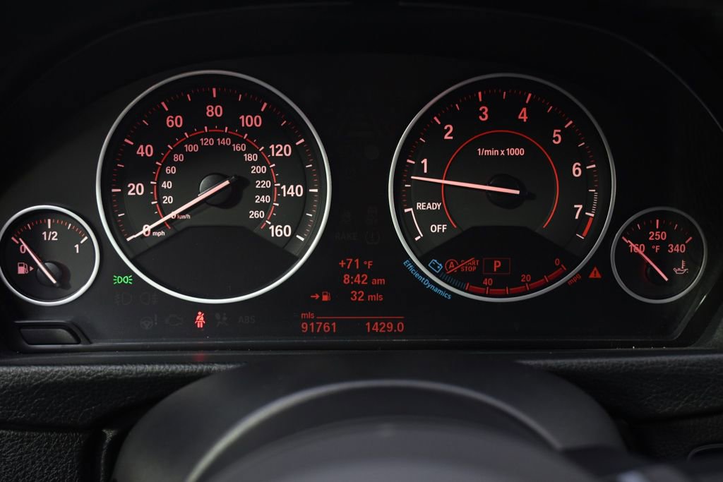 Used 2013 BMW 335i xDrive Sedan AWD/4WD image 24