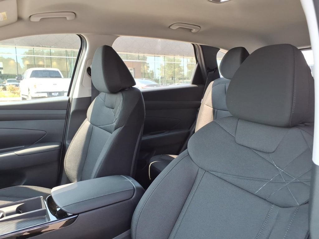 New 2026 Hyundai Tucson Blue SE AWD/4WD image 24