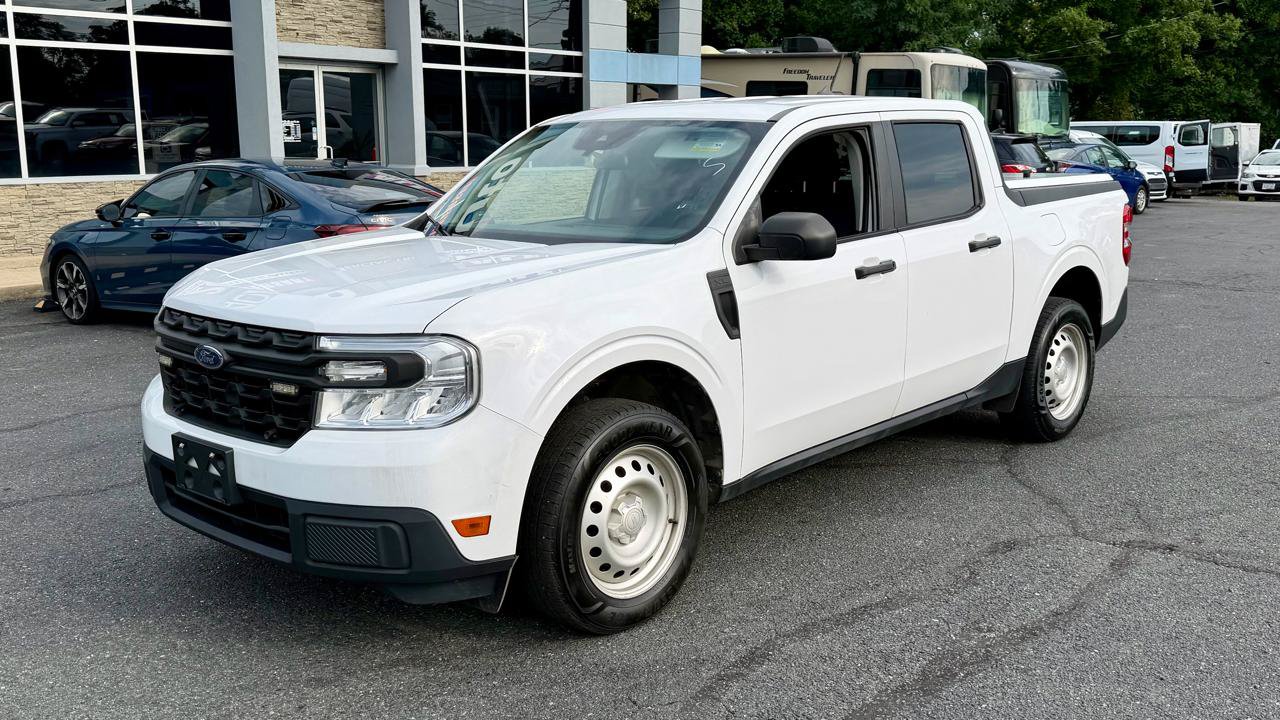 Used 2022 Ford Maverick XL w/ Equipment Group 100A Standard AWD/4WD image 2
