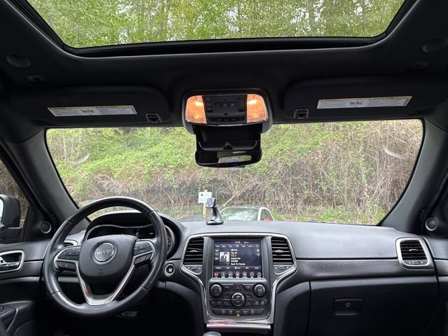 Used 2018 Jeep Grand Cherokee Altitude RWD image 11