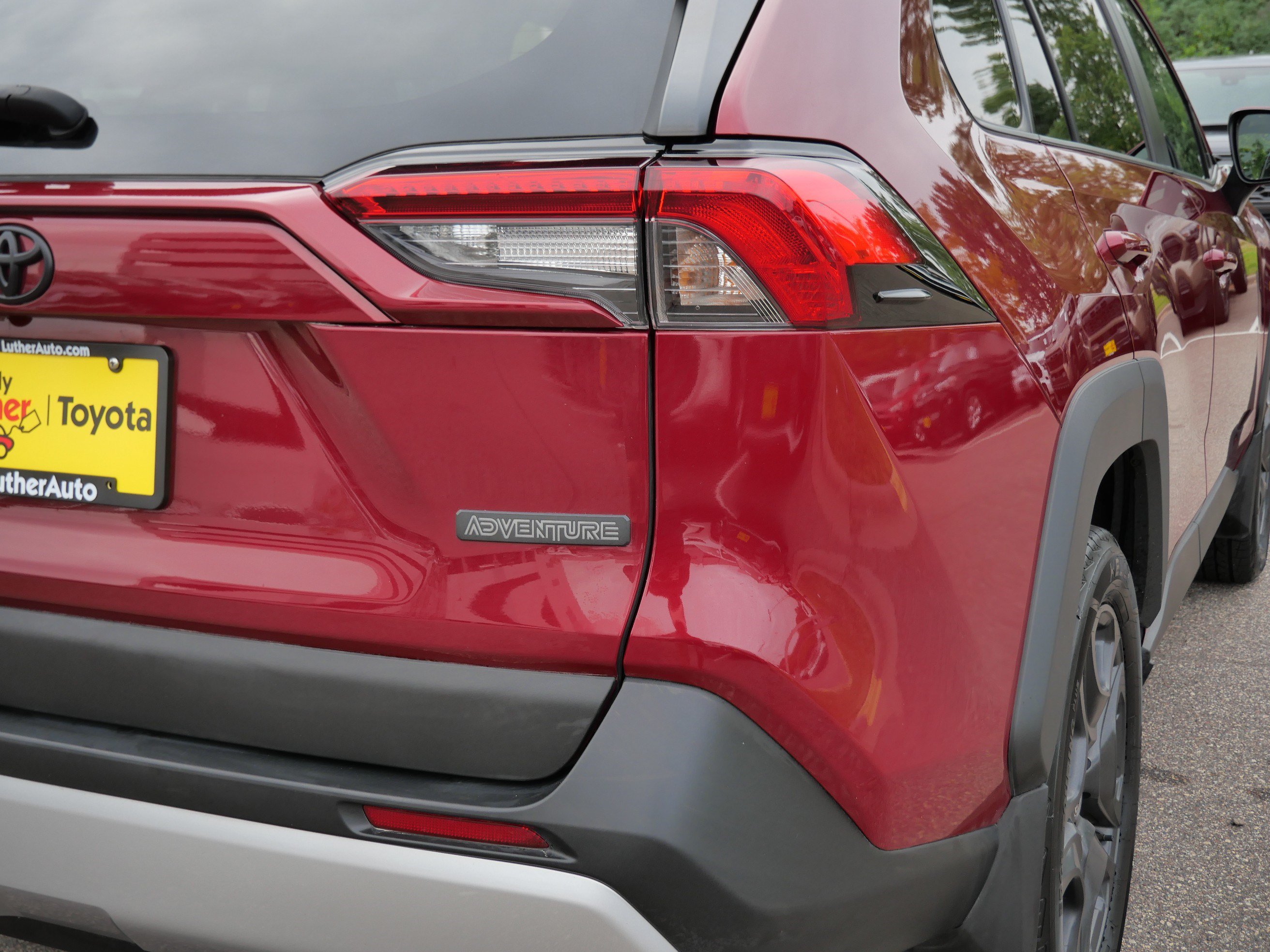 Used 2022 Toyota RAV4 Adventure w/ Convenience Package AWD/4WD image 18