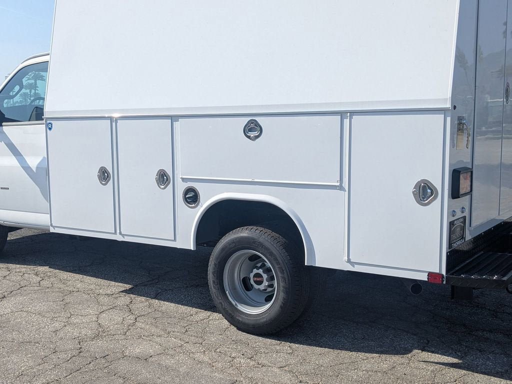 New 2026 GMC Savana 3500 w/ Power Convenience Package RWD image 11