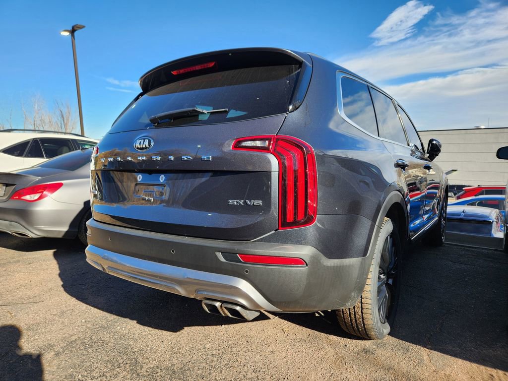 Used 2020 Kia Telluride SX w/ SX Prestige Package image 2