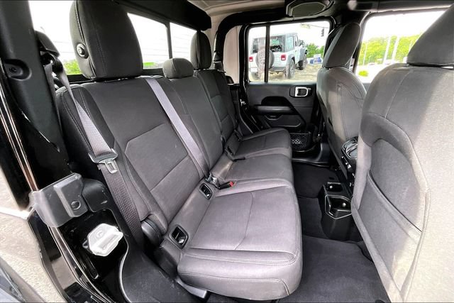 Used 2023 Jeep Gladiator Overland AWD/4WD image 20
