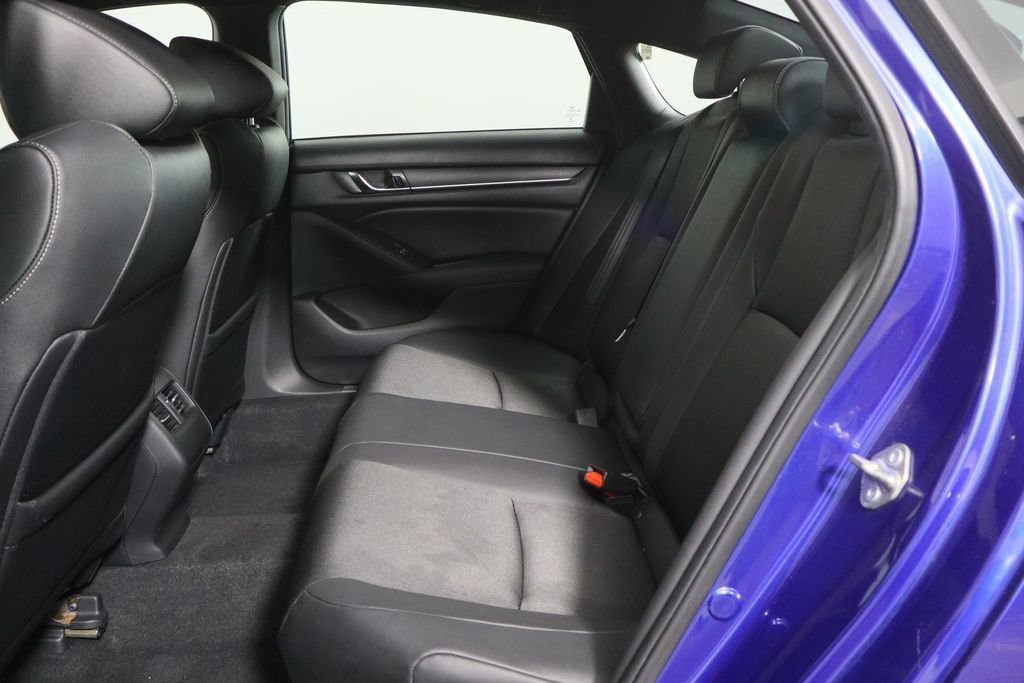 Used 2019 Honda Accord Sport image 15