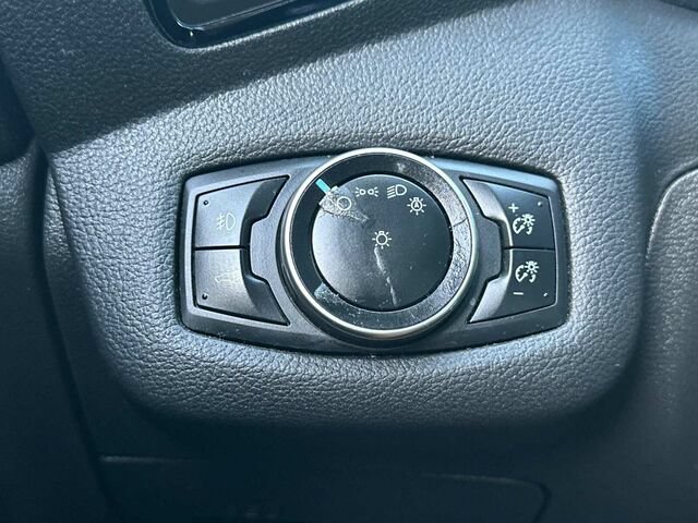 Used 2017 Ford Escape Titanium FWD image 32