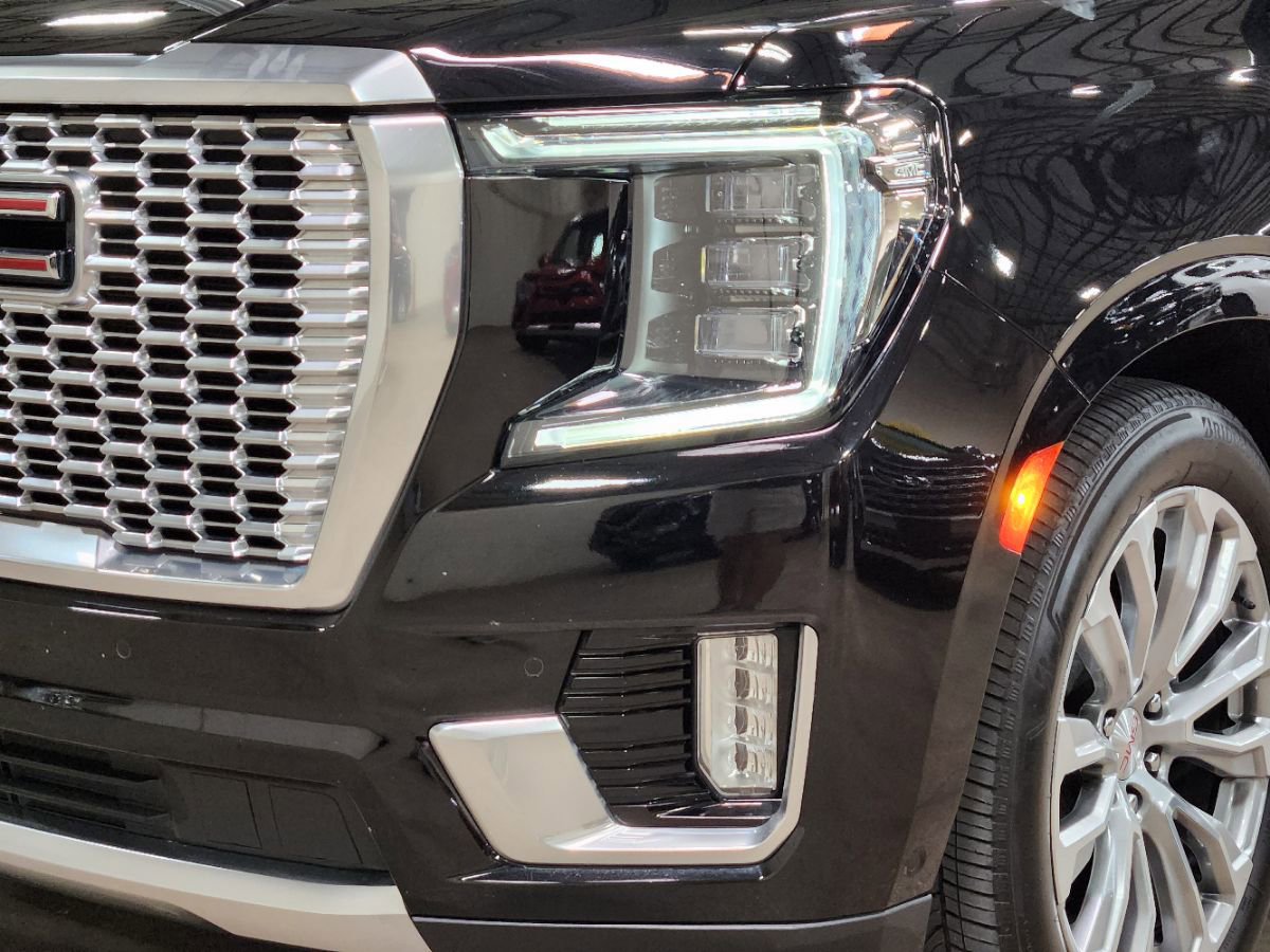 Used 2024 GMC Yukon Denali w/ Advanced Technology Package image 14