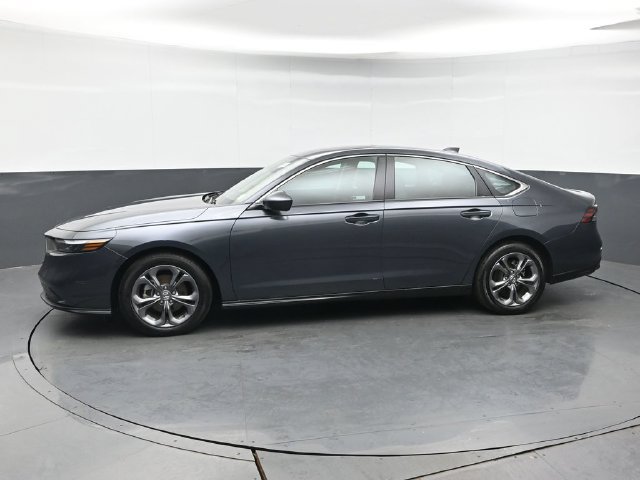 Used 2023 Honda Accord EX image 2