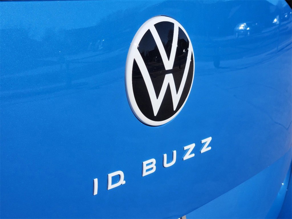 New 2025 Volkswagen ID. Buzz 1st Edition image 7