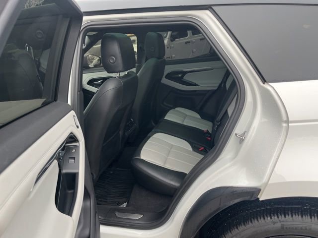 Used 2022 Land Rover Range Rover Evoque R-Dynamic SE image 30