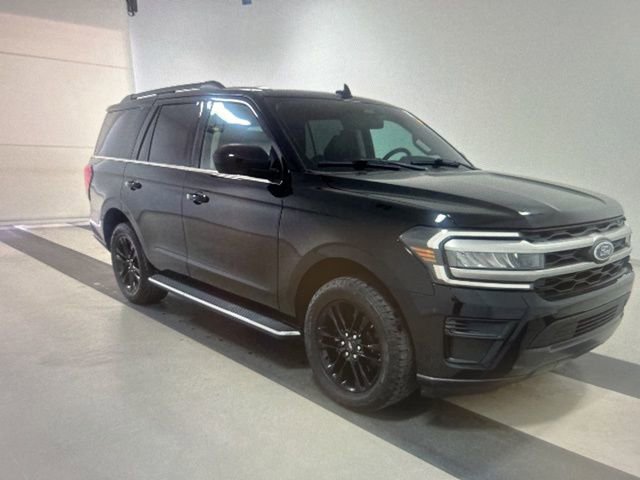 Used 2023 Ford Expedition XLT image 8