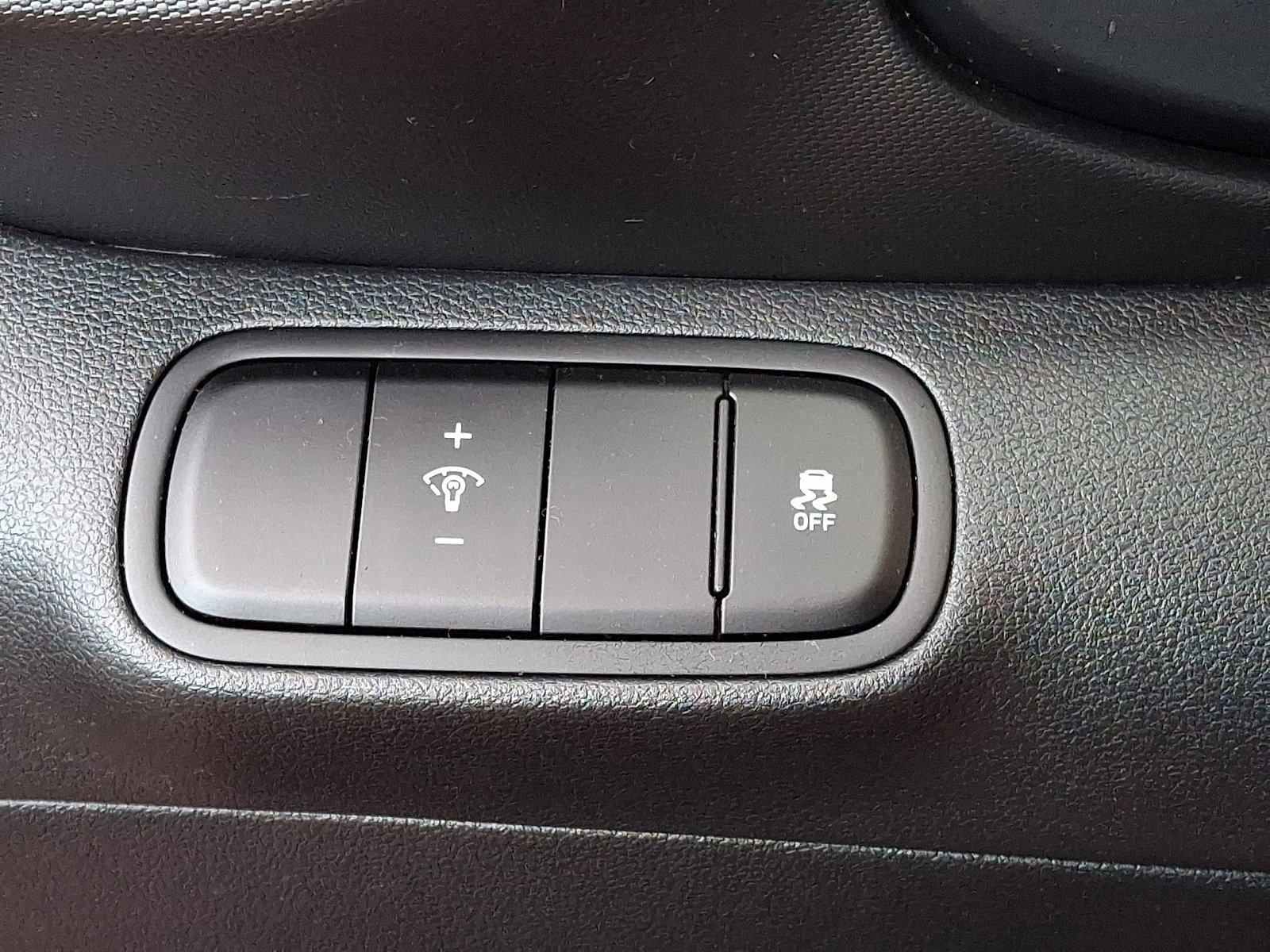 Used 2023 Hyundai Venue SEL FWD image 27