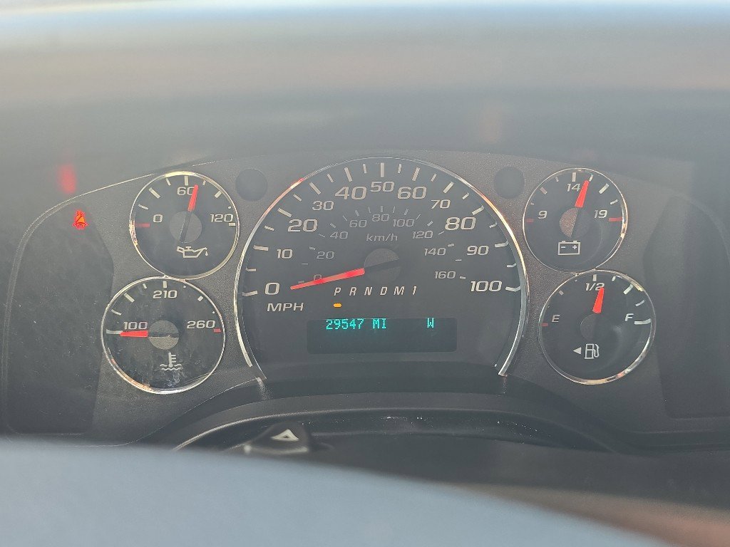 Used 2023 Chevrolet Express 3500 LS image 13