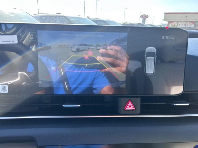 New 2026 Kia Carnival EX FWD image 21