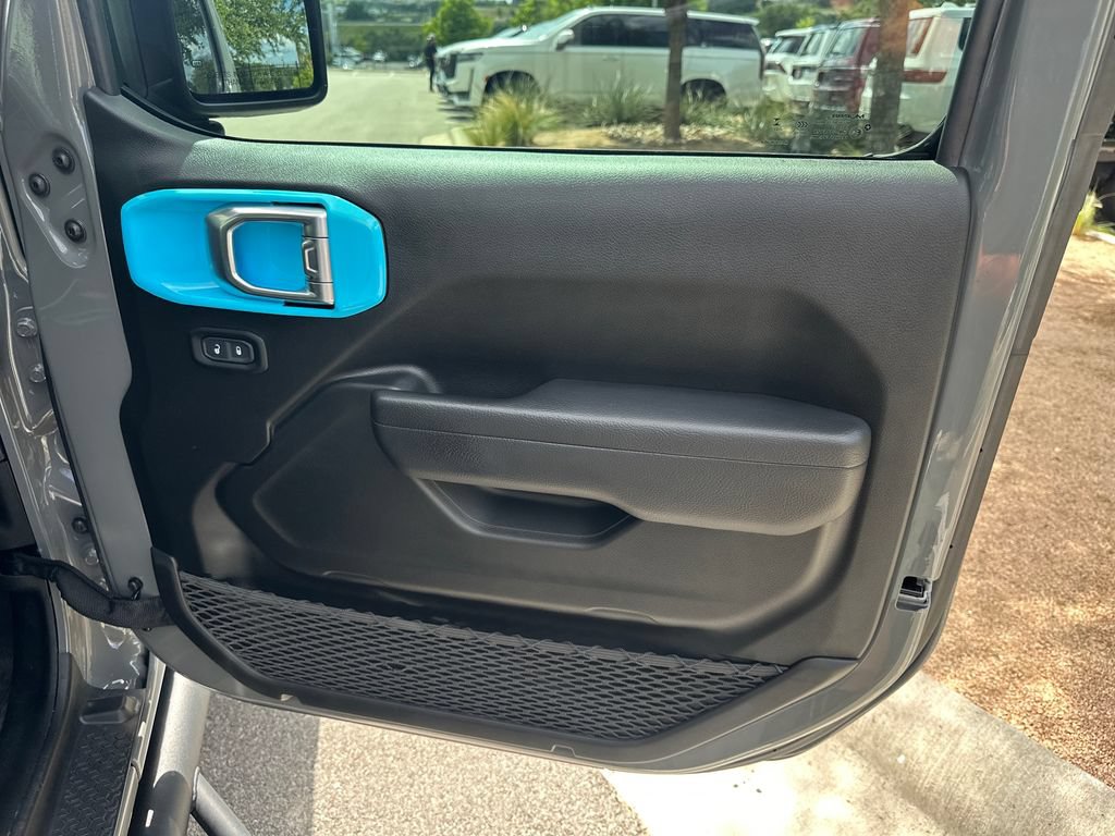 Used 2023 Jeep Wrangler Unlimited Sport AWD/4WD image 34