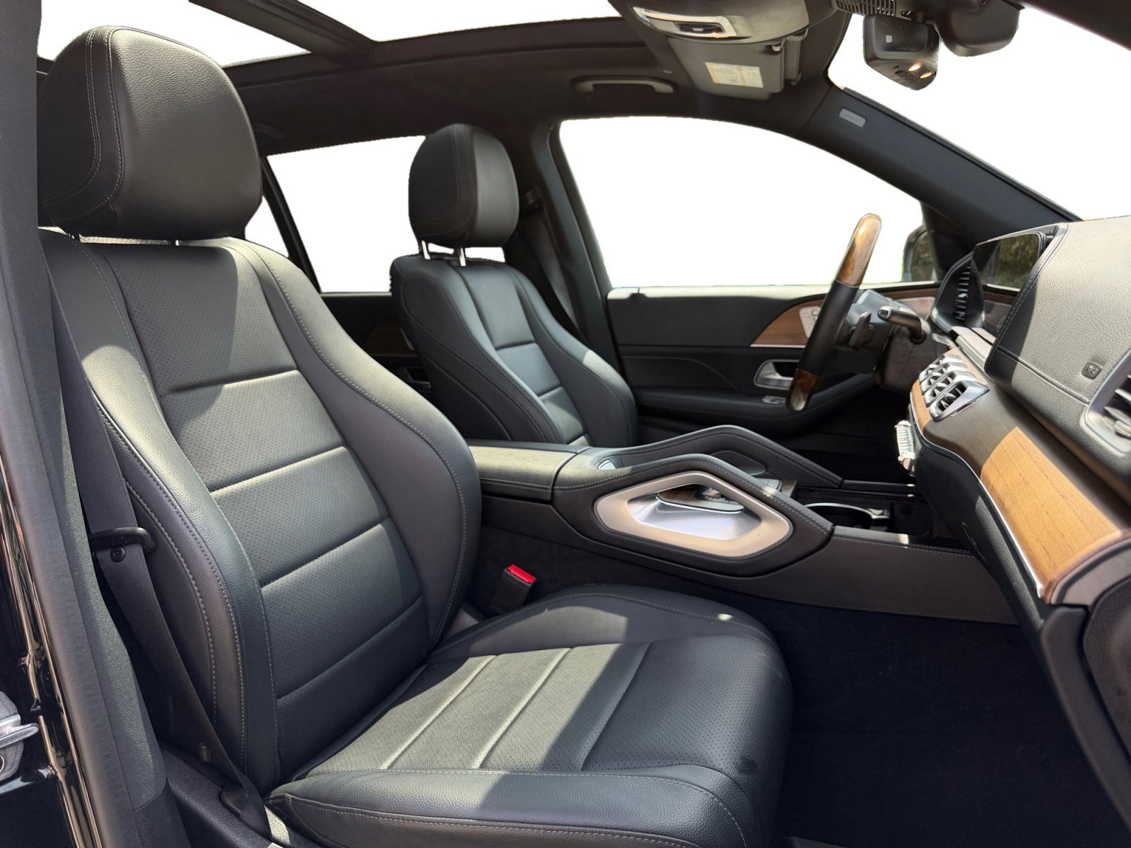 Used 2022 Mercedes-Benz GLS 450 4MATIC image 22