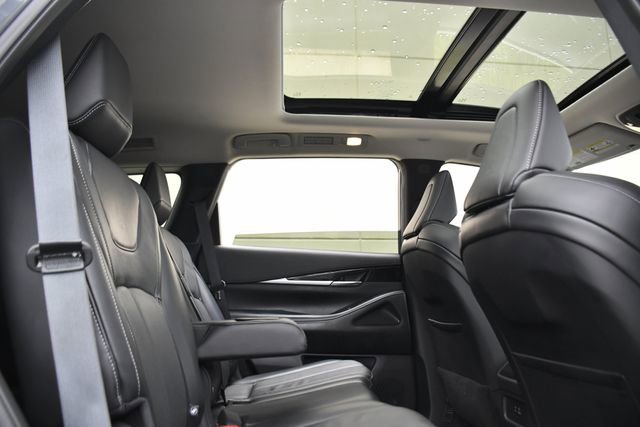 Used 2025 INFINITI QX60 Pure image 33