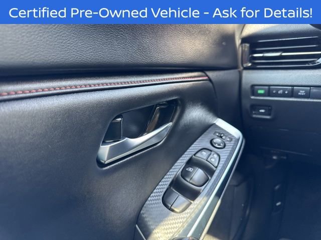 Used 2025 Nissan Sentra SR w/ SR Premium Package image 16