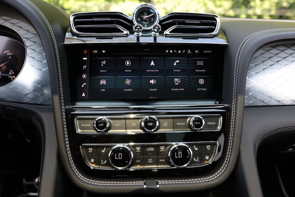 Used 2023 Bentley Bentayga Speed image 28