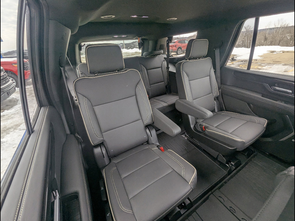 New 2026 GMC Yukon Elevation AWD/4WD image 15