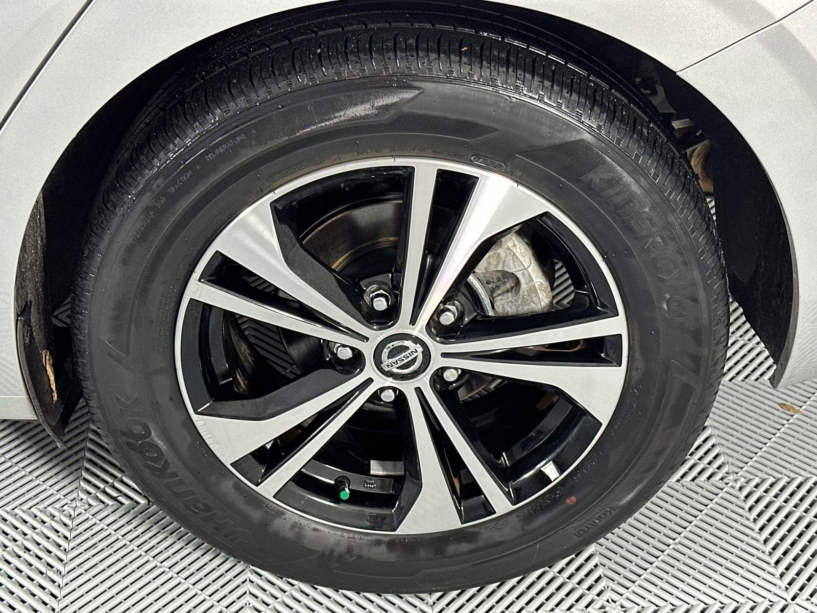 Used 2023 Nissan Sentra SV image 10