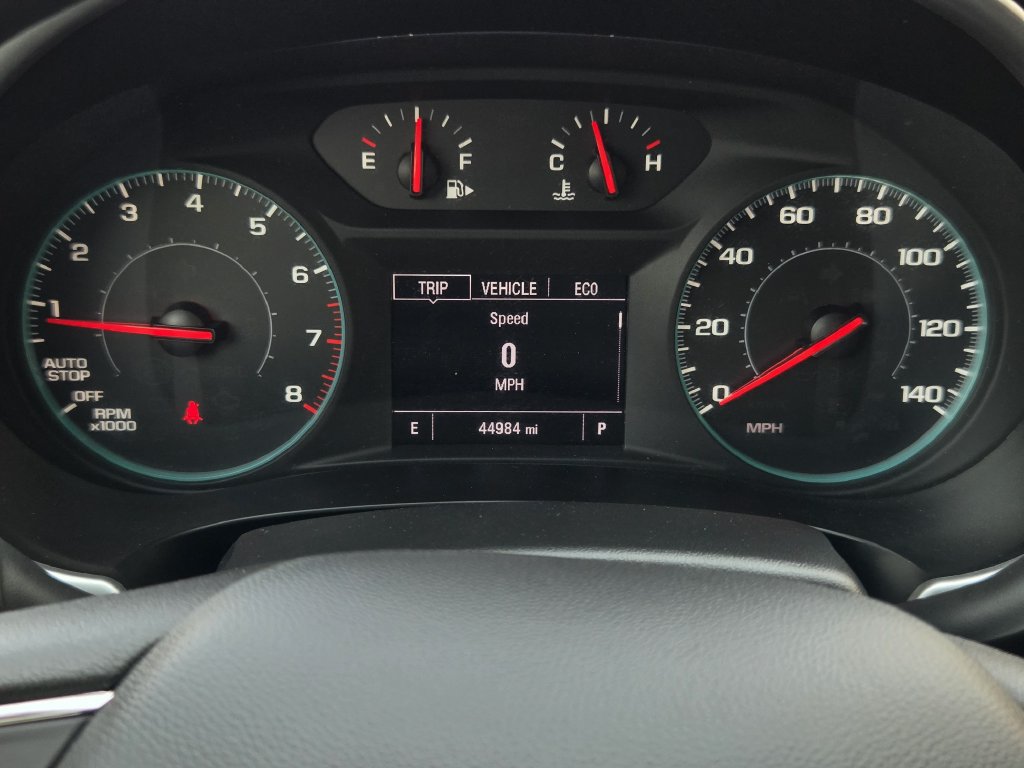 Used 2025 Chevrolet Malibu LT FWD image 13