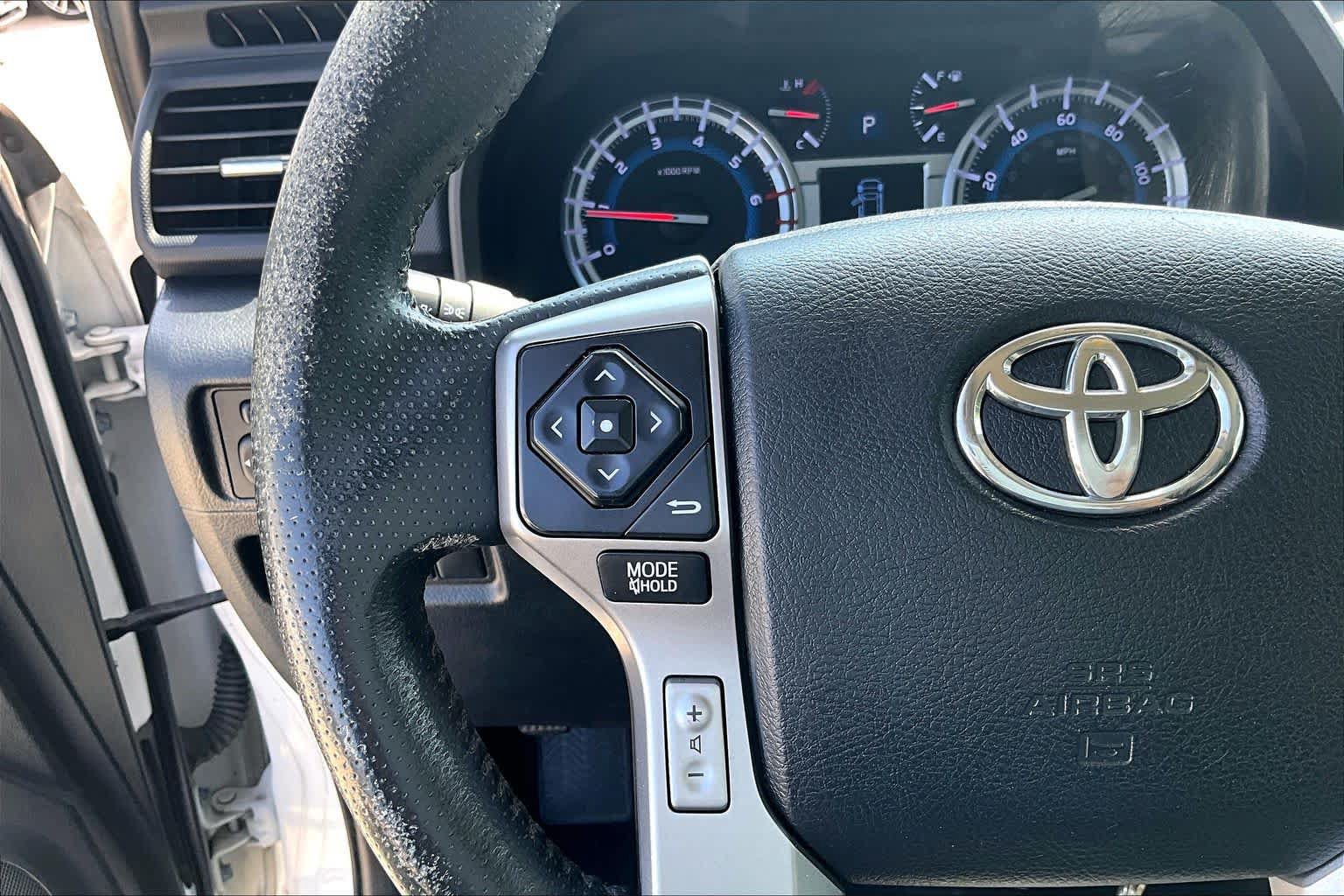 Used 2017 Toyota 4Runner SR5 RWD image 23