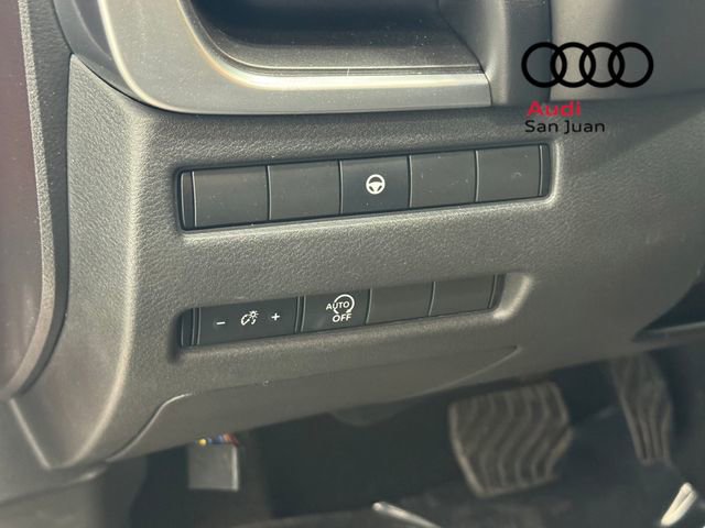 Used 2023 Nissan Rogue SV image 27