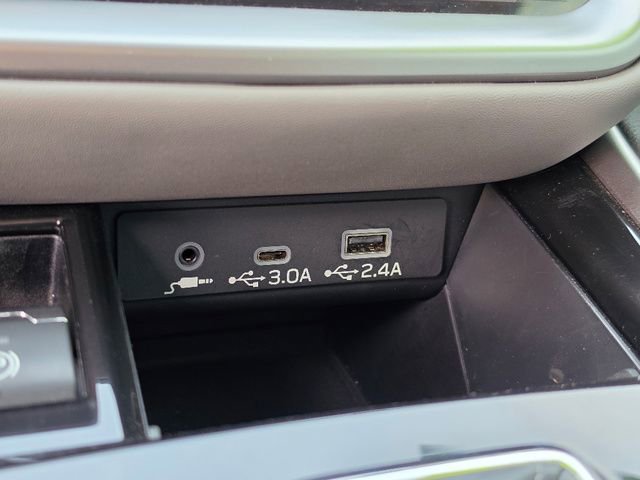 Used 2024 Subaru Legacy Premium image 25
