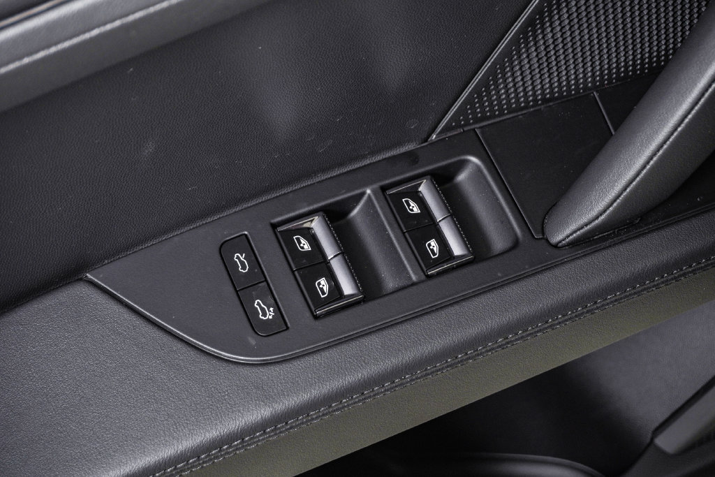 New 2026 Porsche Cayenne S AWD/4WD image 29
