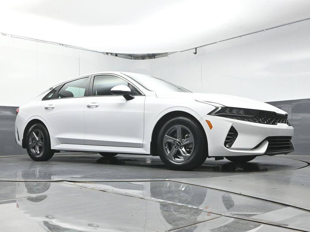 Used 2023 Kia K5 LXS FWD image 41
