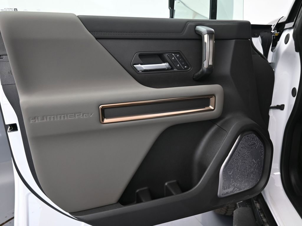New 2025 GMC Hummer EV 2X AWD/4WD image 17