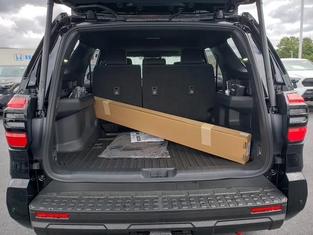 New 2026 Toyota 4Runner TRD Off-Road Premium AWD/4WD image 7
