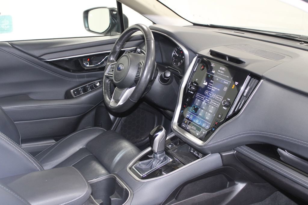 Used 2023 Subaru Outback Limited image 28