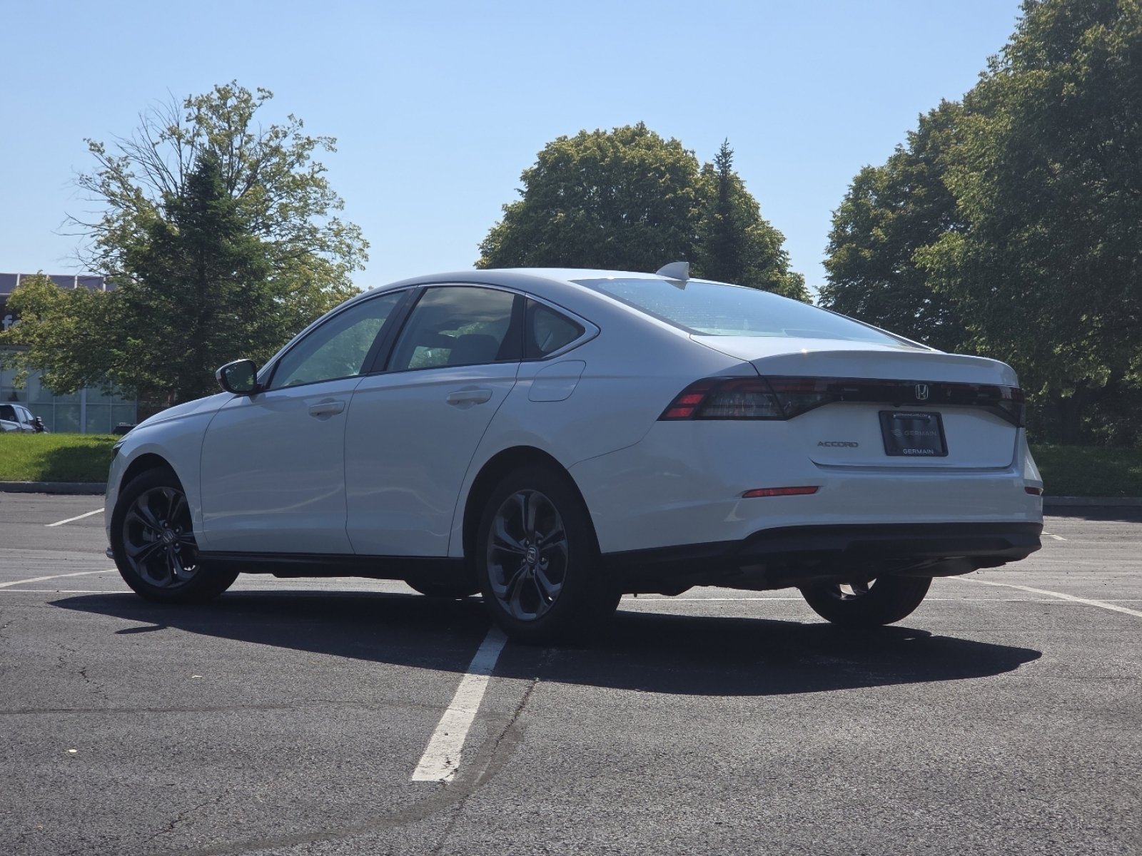 Used 2023 Honda Accord EX image 18