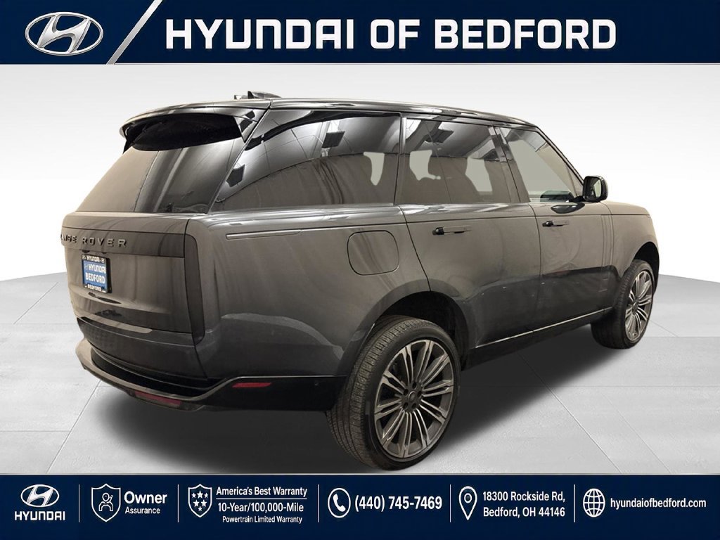 Used 2025 Land Rover Range Rover SE AWD/4WD image 9