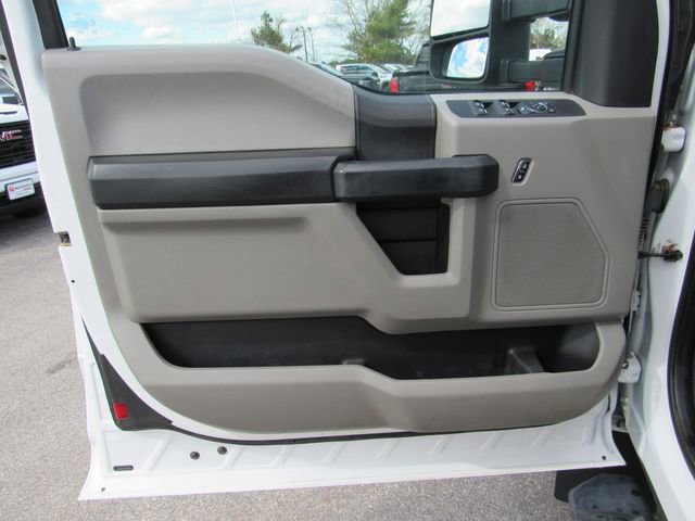 Used 2018 Ford F350 XL w/ Power Equipment Group image 13