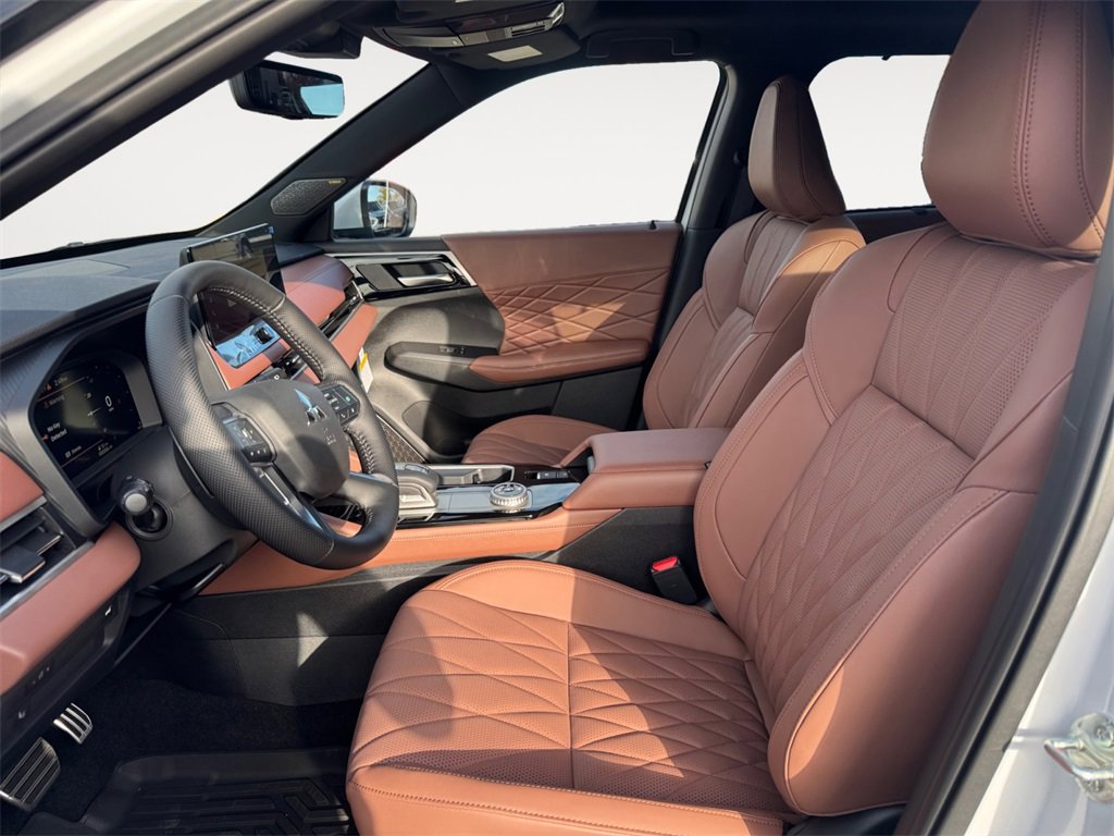 New 2026 Mitsubishi Outlander SEL image 9
