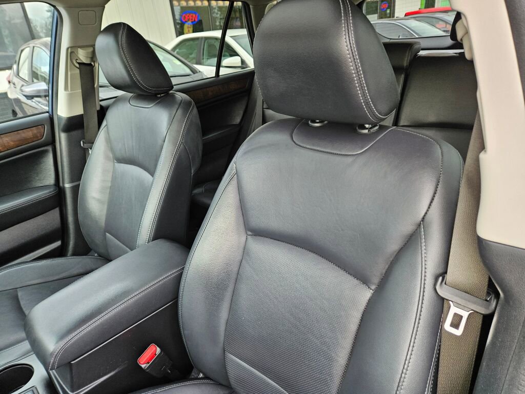 Used 2016 Subaru Outback 2.5i Limited image 21