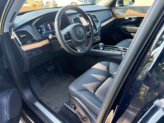 Used 2023 Volvo XC90 B6 Plus w/ Protection Package Premier AWD/4WD image 8