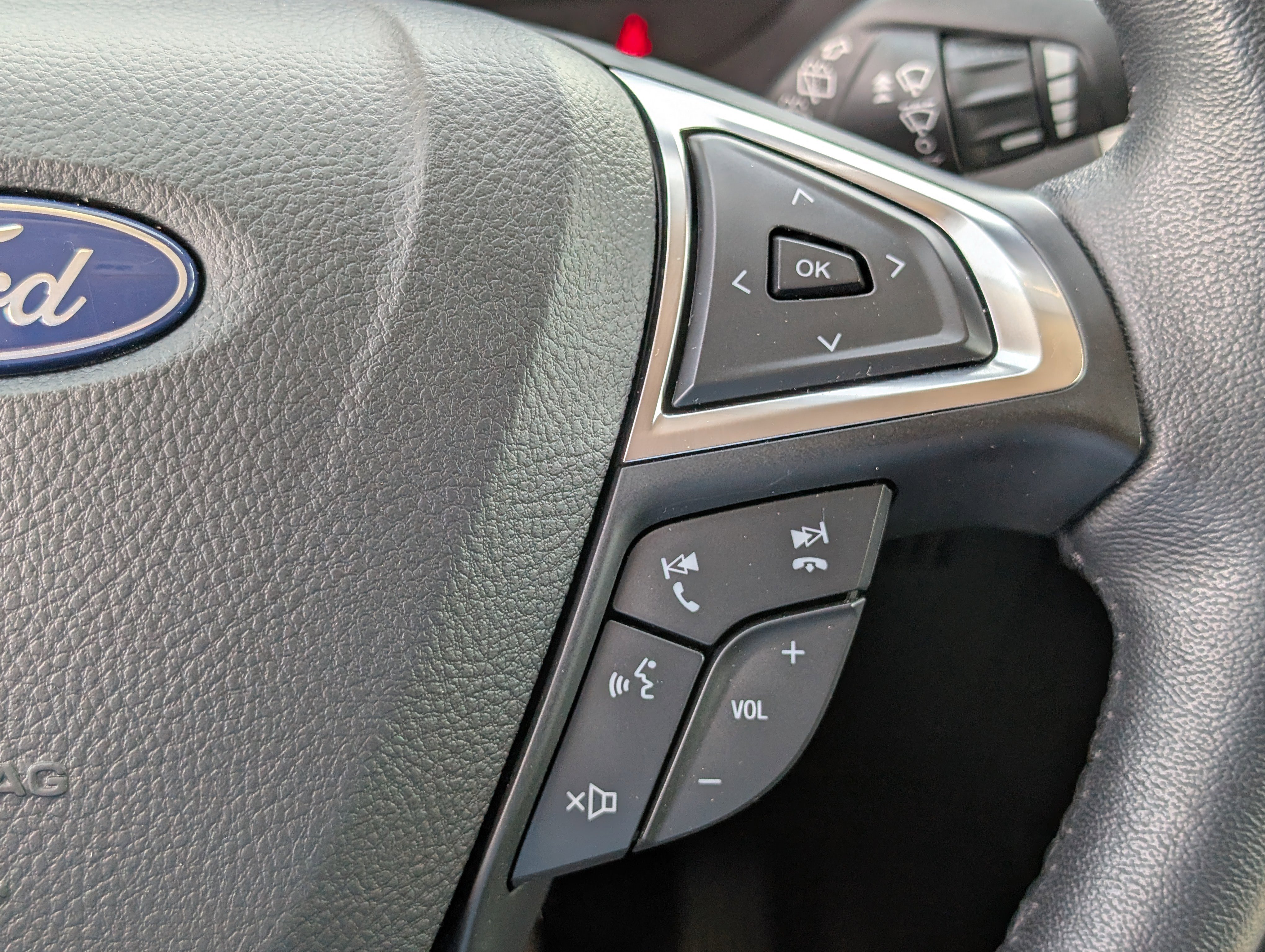 Used 2024 Ford Edge SEL w/ Sport Appearance Package AWD/4WD image 20