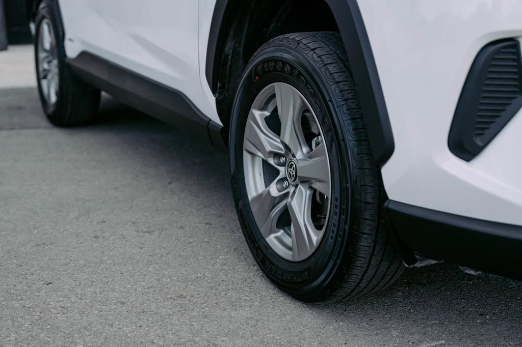 Used 2024 Toyota RAV4 XLE image 4